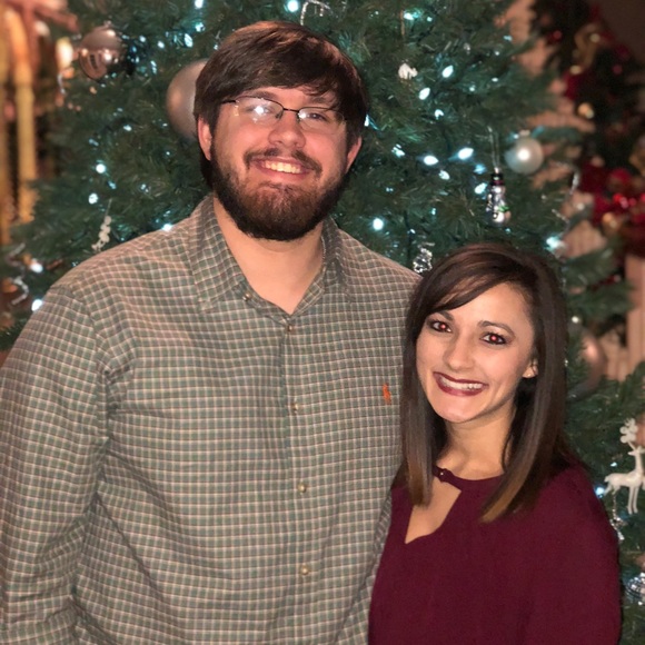 Meet your Posher, Kayla - Picture 1 of 1